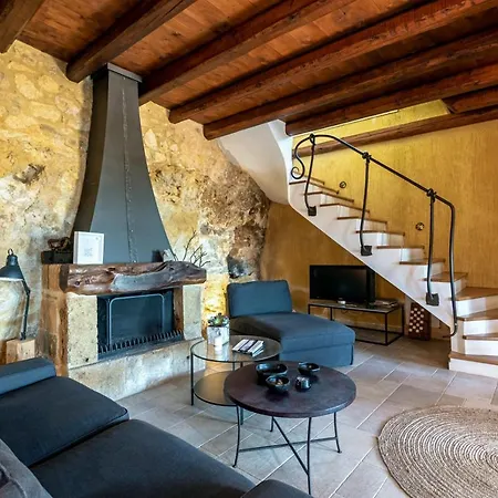 Villa Kamara *